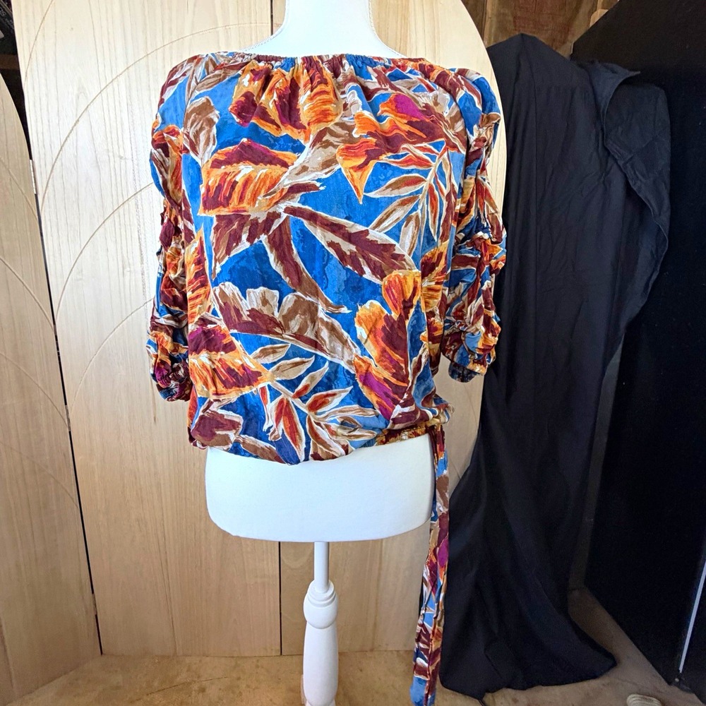 Vince Camuto Tropical Palm Leaf Off Shoulder Side Tie Top M Boho Resort